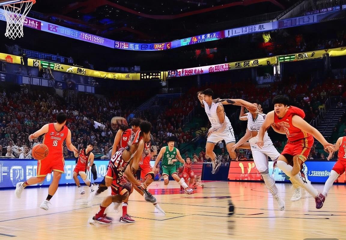 2020 CBA季后赛广厦VS广东巅峰对决回顾：技术与智慧的对决(图1)
